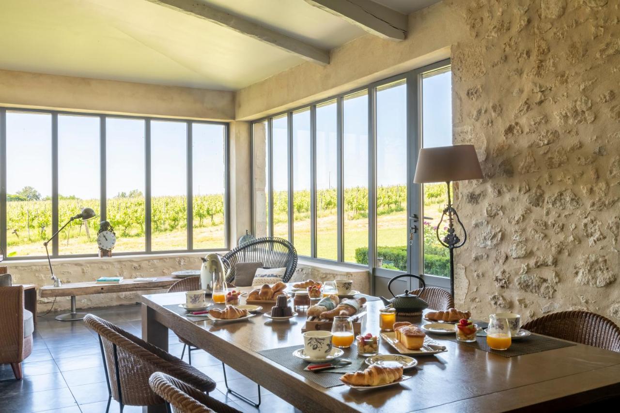 Maison Le Sepe - Vignoble Bio Et Maison D'Hotes Sainte-Radegonde  Екстер'єр фото
